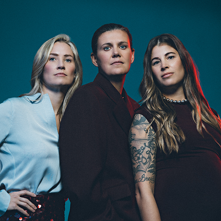 Christine Sinclair, Stephanie Labbé  and Sinead King