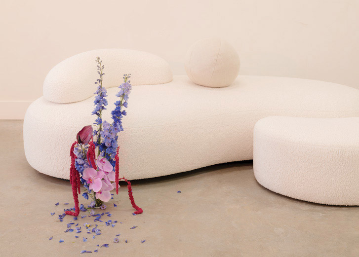 Photography by Jennilee Marigomen, styling by La Bomba Floral