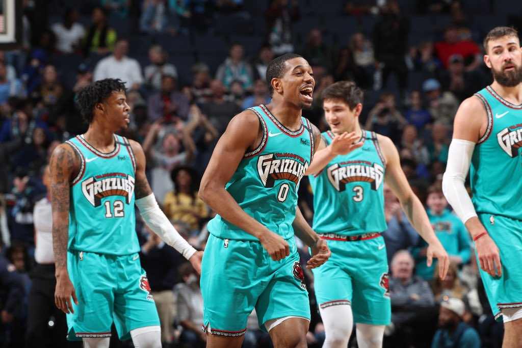Vancouver Grizzlies gave free tickets to fans who agreed to have a