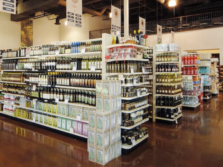 Shelves of jarred Italian products at Bosa Foods.