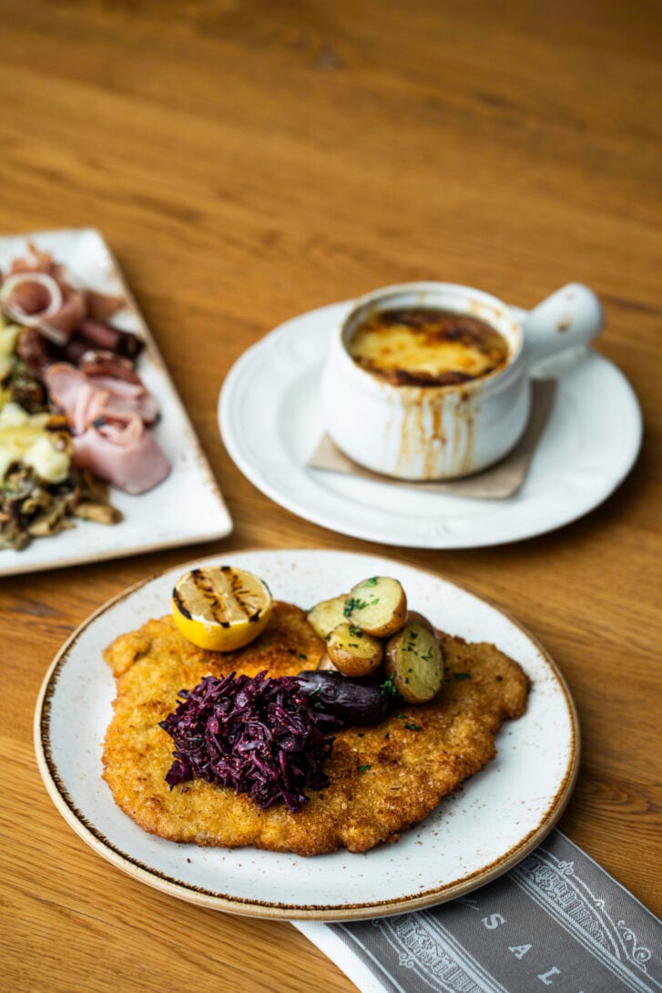 The special Apres Ski Menu at Honey Salt, Parq Casino Vancouver offers fondues and french onion soup. 