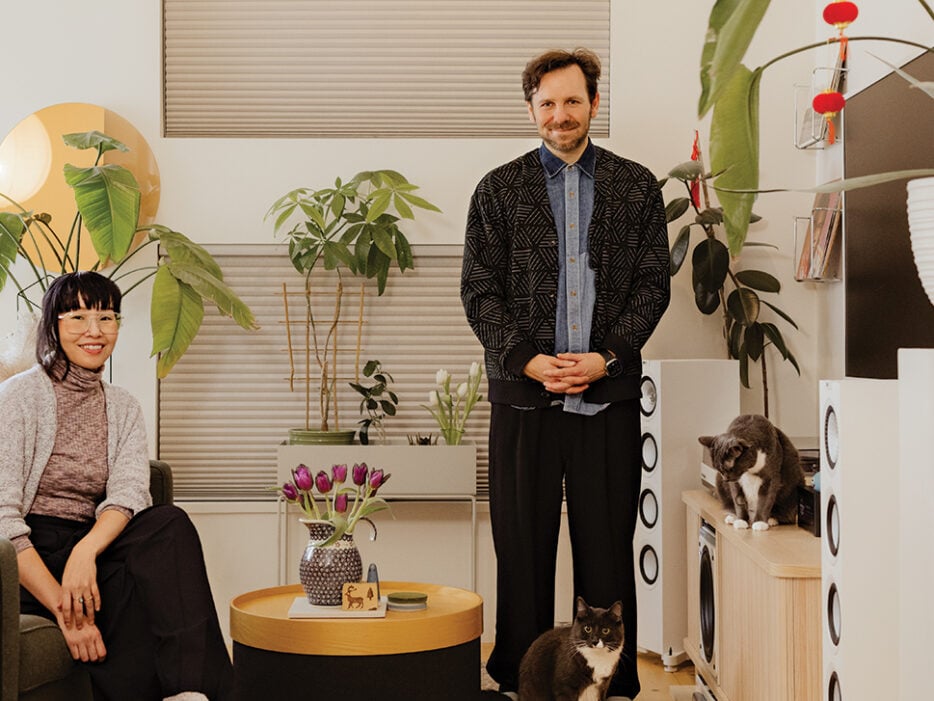 amy tran and tomasz wagner in their living room